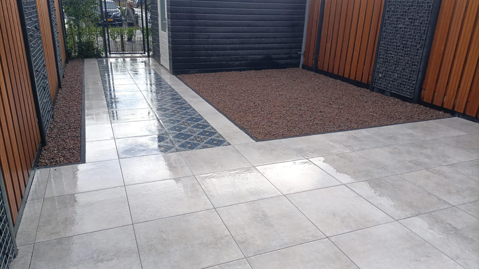 Tiles and Gravels