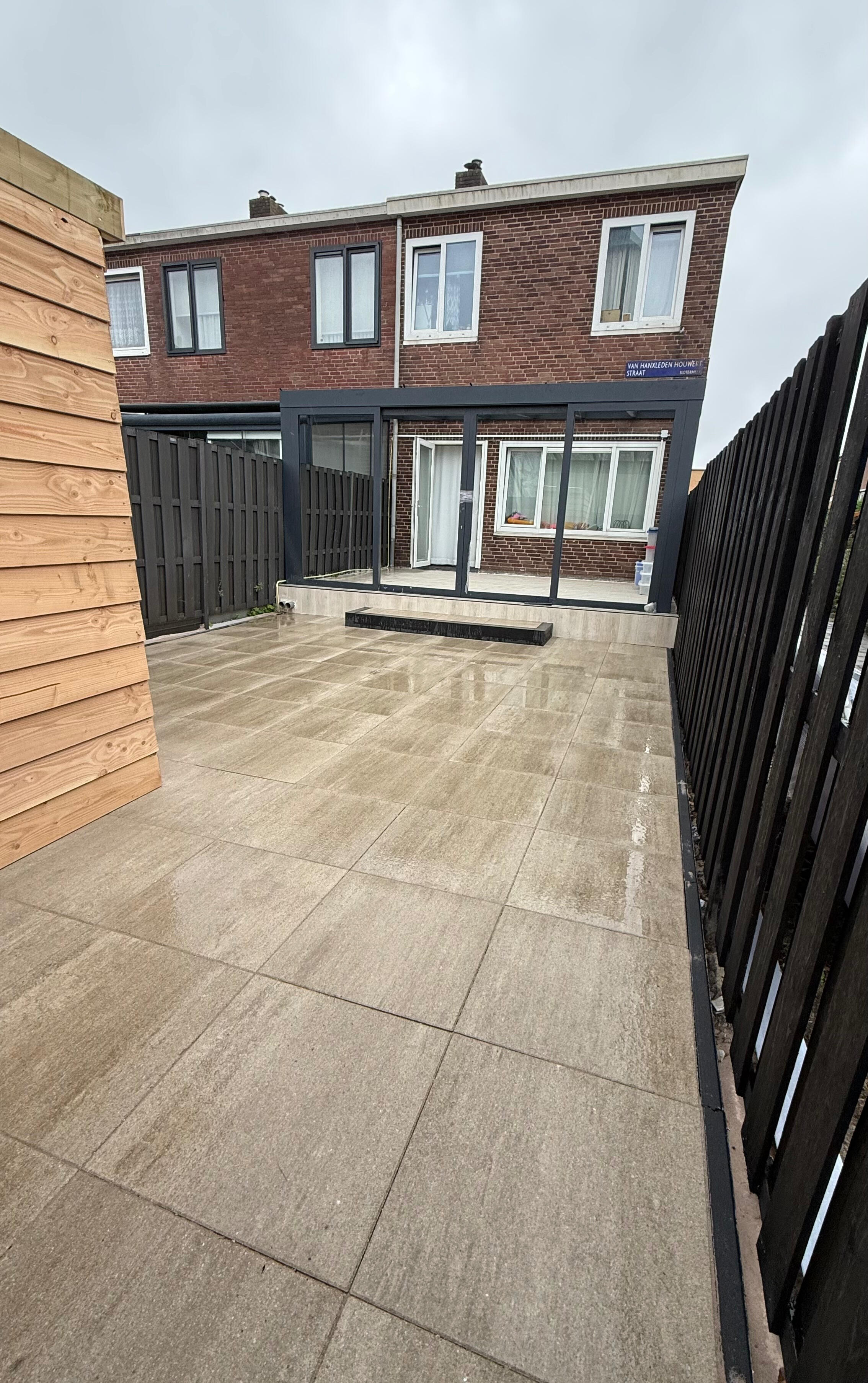 Veranda, Tiles, Fence and Storage